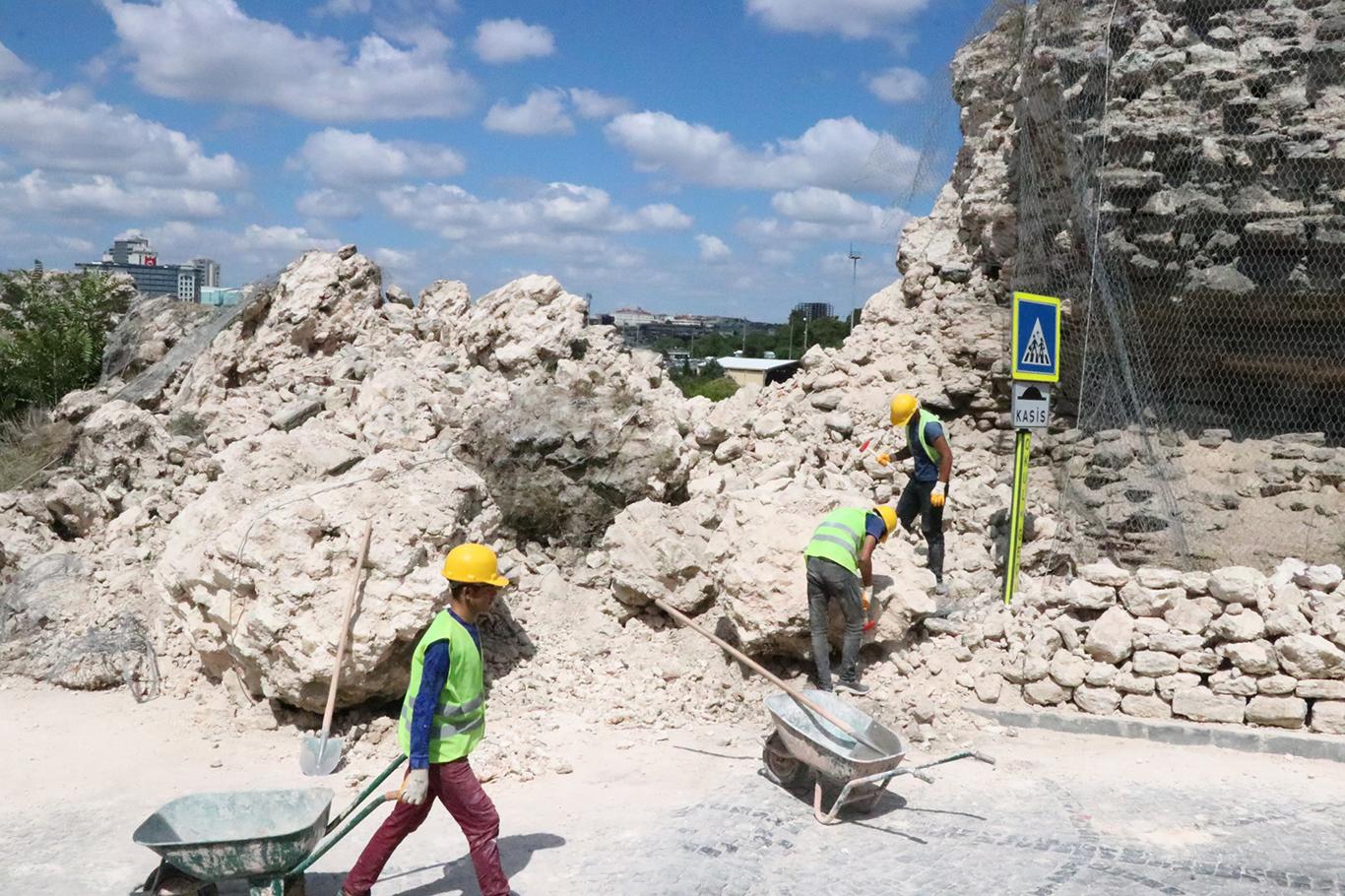 Edirnekapı'da yıkılan surlar için restorasyon çalışması başladı